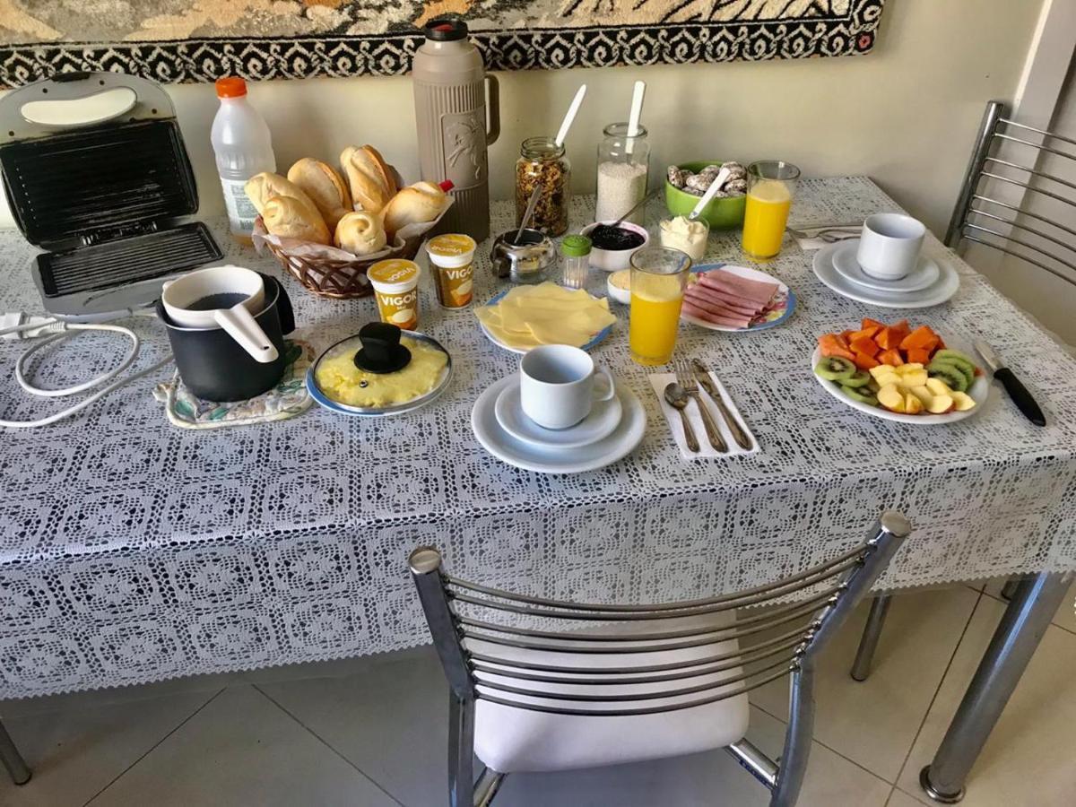 Homestay 2 - Avenida Carlos Gomes Porto Alegre Exteriér fotografie